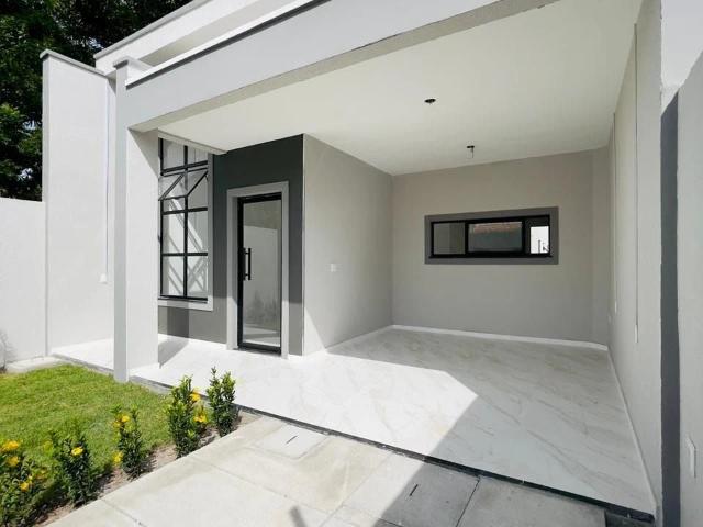 Casa / Sobrado para Venda em Fortaleza/CE Lagoa Redonda 3 Quartos