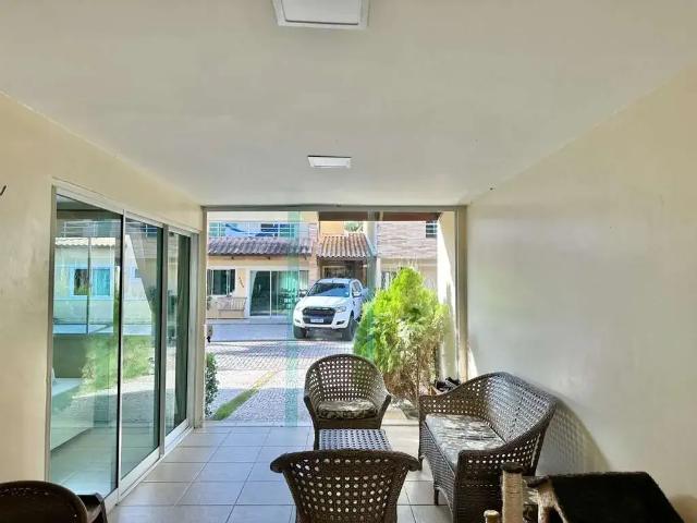 Casa / Sobrado para Venda em Fortaleza/CE Lagoa Redonda 4 Quartos