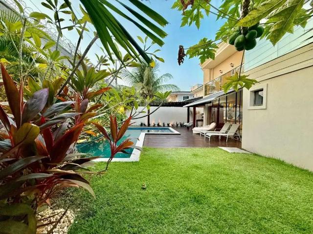 Casa / Sobrado para Venda em Fortaleza/CE Lagoa Redonda 5 Quartos