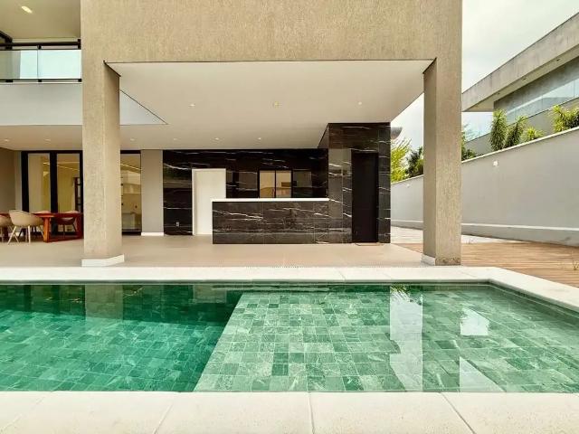Casa / Sobrado para Venda em Fortaleza/CE Lagoa Redonda 5 Quartos