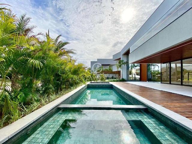 Casa / Sobrado para Venda em Fortaleza/CE Lagoa Redonda 6 Quartos