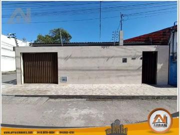 Casa / Sobrado para Venda em Fortaleza/CE Manuel Sátiro 3 Quartos