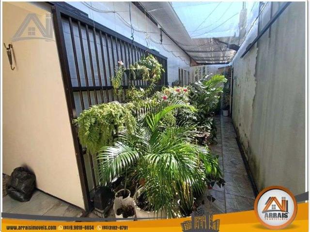 Casa / Sobrado para Venda em Fortaleza/CE Manuel Sátiro 3 Quartos