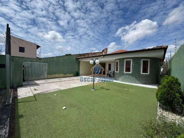 Casa / Sobrado para Venda em Fortaleza/CE Maraponga 3 Quartos