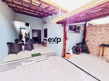 Casa / Sobrado para Venda em Fortaleza/CE Maraponga 3 Quartos