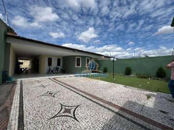 Casa / Sobrado para Venda em Fortaleza/CE Maraponga 3 Quartos