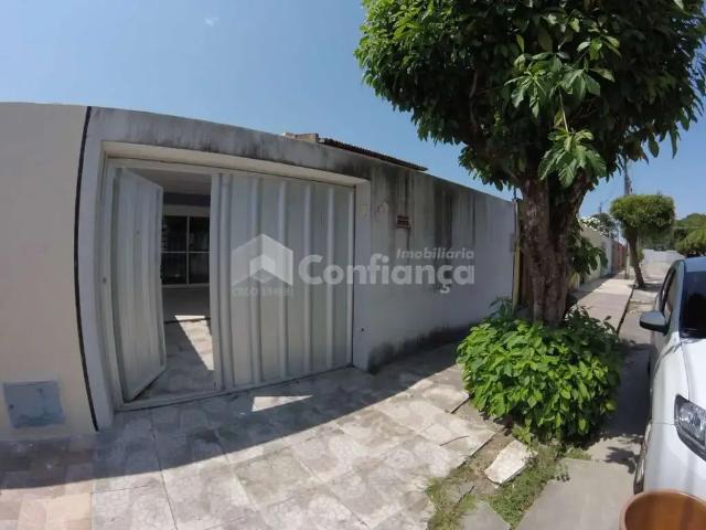 Casa / Sobrado para Venda em Fortaleza/CE Maraponga 3 Quartos