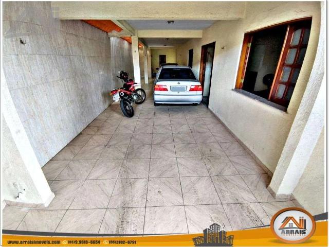 Casa / Sobrado para Venda em Fortaleza/CE Maraponga 3 Quartos