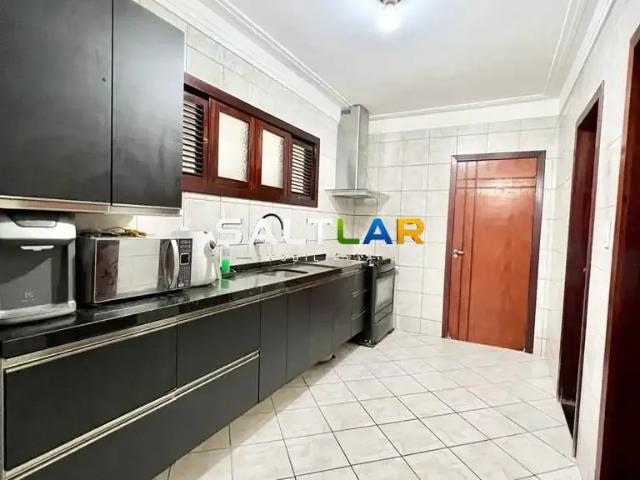 Casa / Sobrado para Venda em Fortaleza/CE Maraponga 4 Quartos