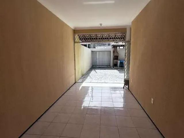 Casa / Sobrado para Venda em Fortaleza/CE Maraponga 4 Quartos