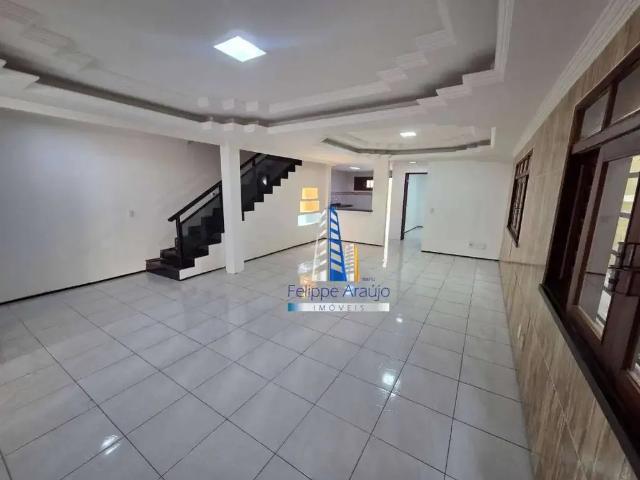 Casa / Sobrado para Venda em Fortaleza/CE Maraponga 5 Quartos