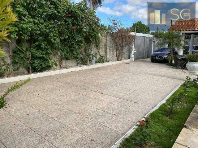 Casa / Sobrado para Venda em Fortaleza/CE Maraponga 5 Quartos