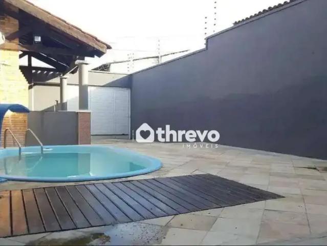 Casa / Sobrado para Venda em Fortaleza/CE Mata Galinha 3 Quartos