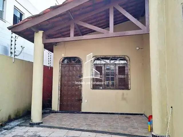 Casa / Sobrado para Venda em Fortaleza/CE Messejana 3 Quartos