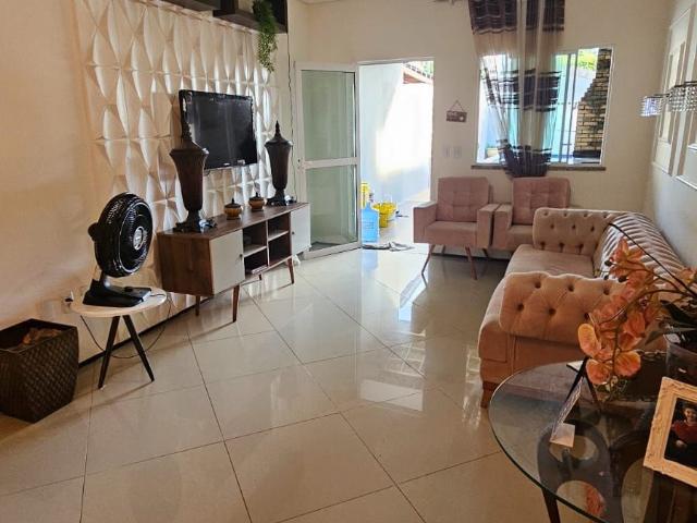 Casa / Sobrado para Venda em Fortaleza/CE Messejana 3 Quartos