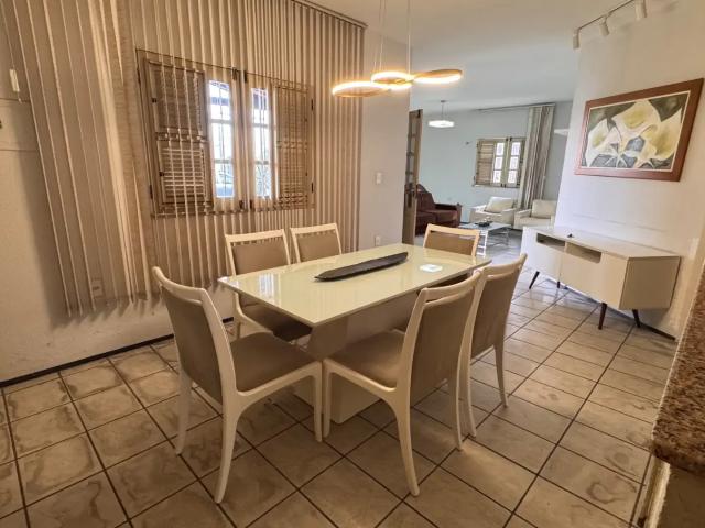 Casa / Sobrado para Venda em Fortaleza/CE Messejana 3 Quartos