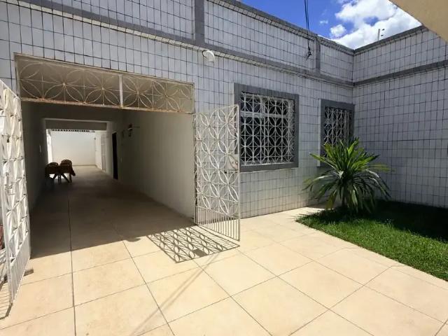 Casa / Sobrado para Venda em Fortaleza/CE Monte Castelo 4 Quartos