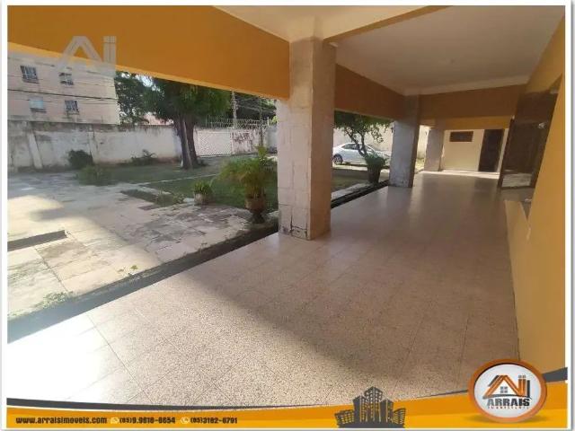 Casa / Sobrado para Venda em Fortaleza/CE Montese 22 Quartos
