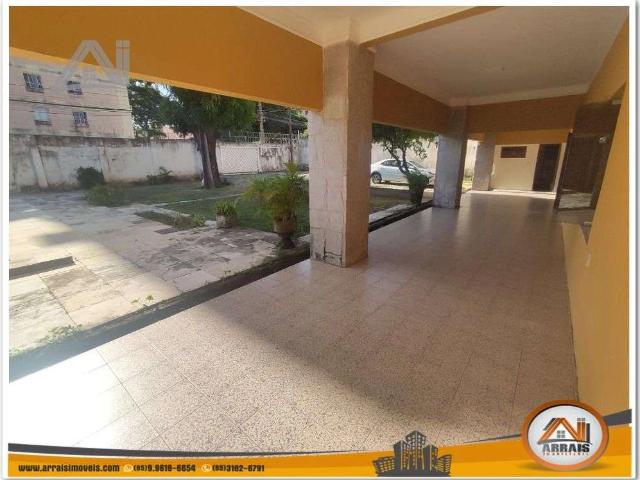 Casa / Sobrado para Venda em Fortaleza/CE Montese 22 Quartos
