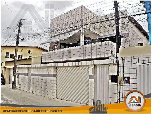 Casa / Sobrado para Venda em Fortaleza/CE Montese 4 Quartos