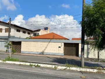 Casa / Sobrado para Venda em Fortaleza/CE Montese 5 Quartos