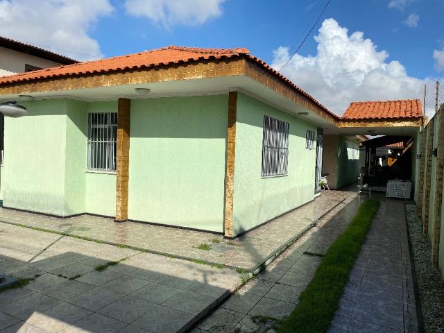 Casa / Sobrado para Venda em Fortaleza/CE Montese 5 Quartos