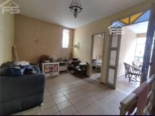 Casa / Sobrado para Venda em Fortaleza/CE Montese 5 Quartos