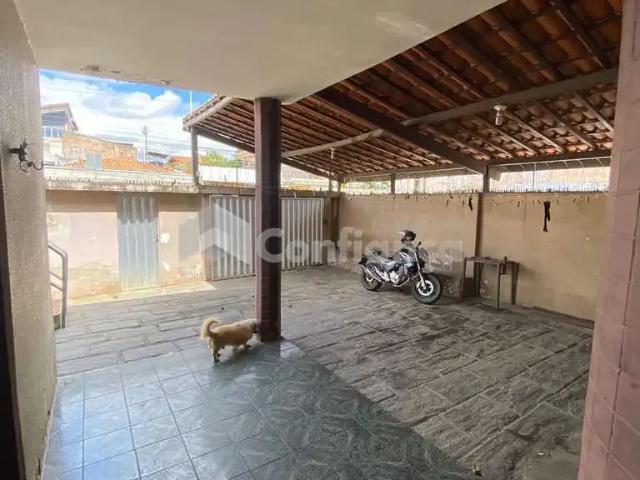 Casa / Sobrado para Venda em Fortaleza/CE Montese 6 Quartos