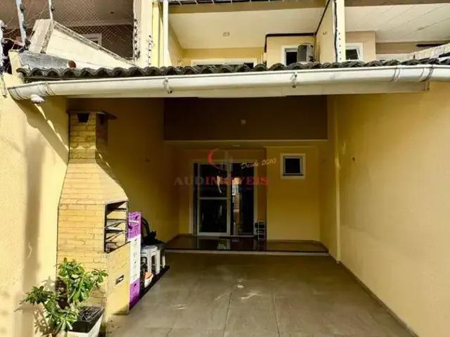 Casa / Sobrado para Venda em Fortaleza/CE Mondubim 3 Quartos