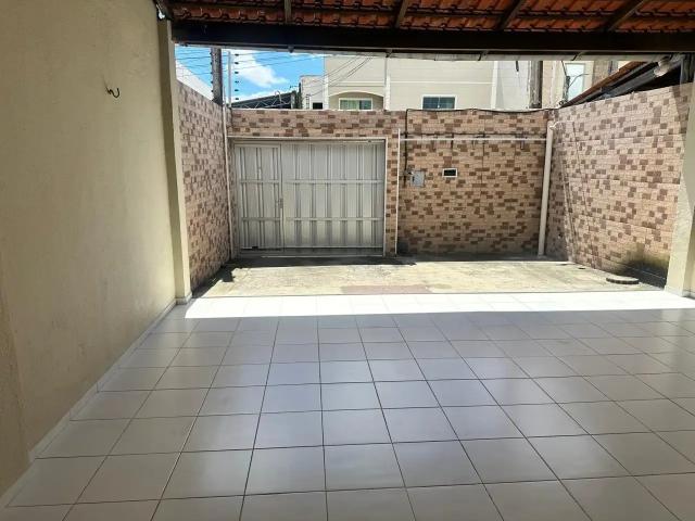 Casa / Sobrado para Venda em Fortaleza/CE Mondubim 3 Quartos