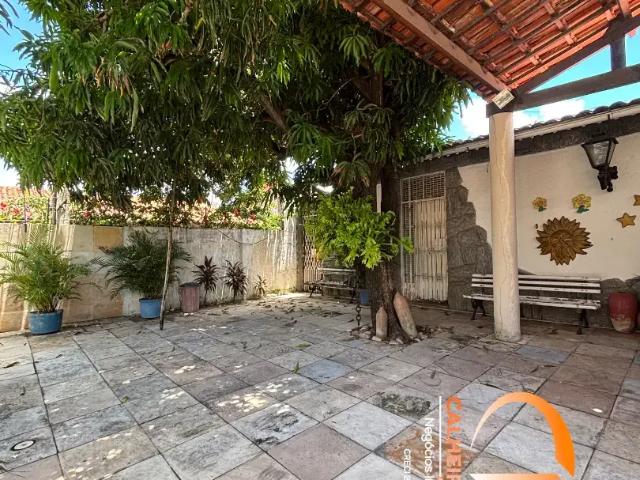 Casa / Sobrado para Venda em Fortaleza/CE Papicu 3 Quartos