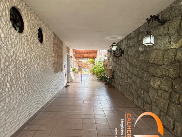 Casa / Sobrado para Venda em Fortaleza/CE Papicu 3 Quartos