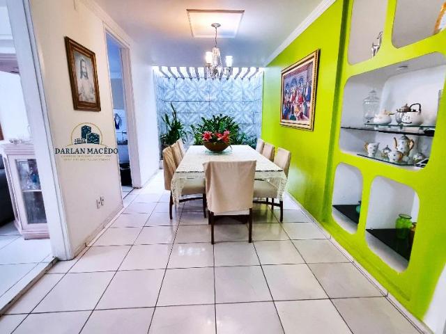 Casa / Sobrado para Venda em Fortaleza/CE Papicu 4 Quartos