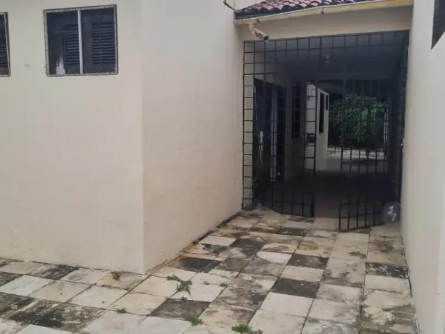 Casa / Sobrado para Venda em Fortaleza/CE Parangaba 3 Quartos