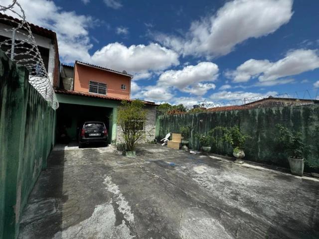 Casa / Sobrado para Venda em Fortaleza/CE Parangaba 3 Quartos