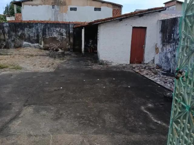 Casa / Sobrado para Venda em Fortaleza/CE Parangaba 3 Quartos