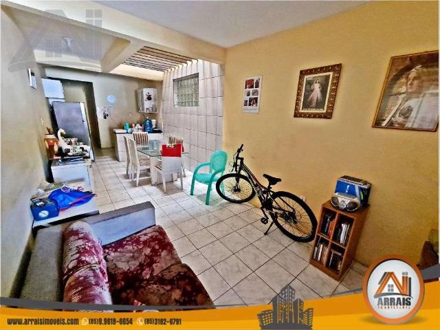 Casa / Sobrado para Venda em Fortaleza/CE Parangaba 4 Quartos