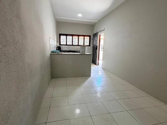 Casa / Sobrado para Venda em Fortaleza/CE Parque Araxá 4 Quartos