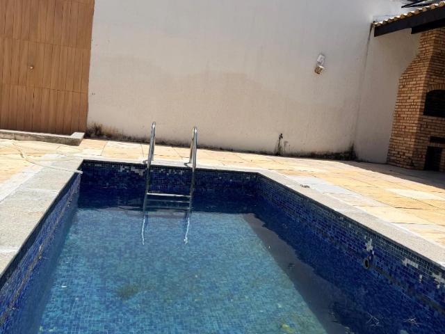 Casa / Sobrado para Venda em Fortaleza/CE Parque Araxá 6 Quartos
