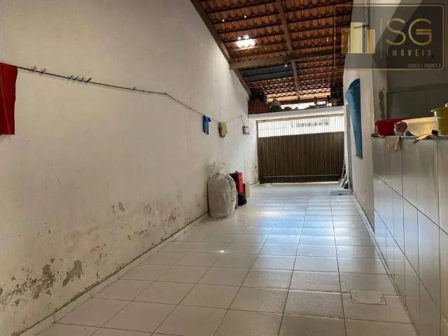 Casa / Sobrado para Venda em Fortaleza/CE Parque Dois Irmãos 3 Quartos