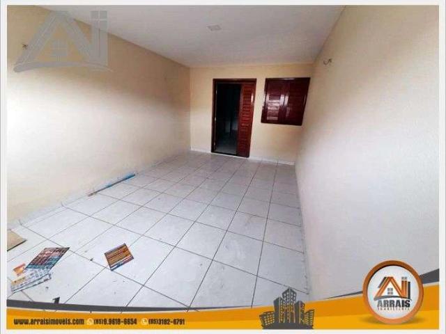 Casa / Sobrado para Venda em Fortaleza/CE Parque Dois Irmãos 3 Quartos