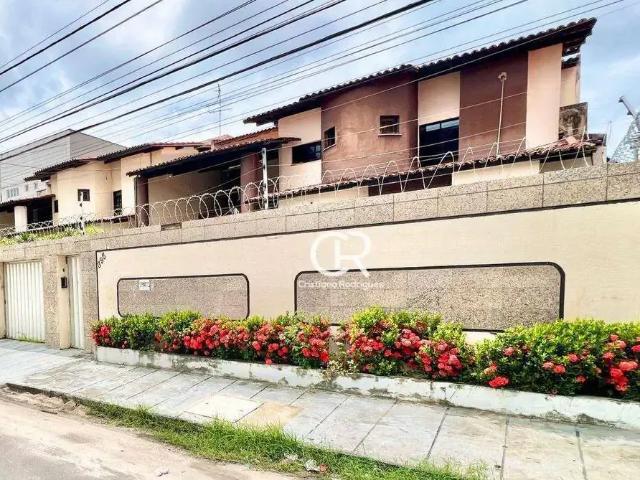 Casa / Sobrado para Venda em Fortaleza/CE Parque Manibura 5 Quartos