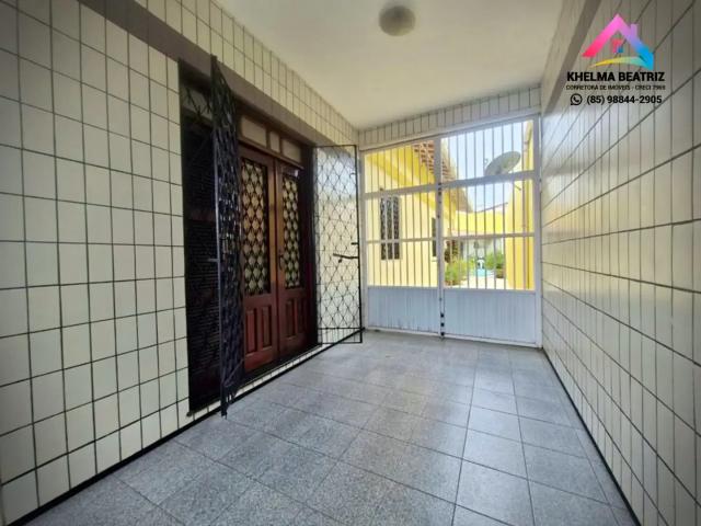 Casa / Sobrado para Venda em Fortaleza/CE Parquelândia 3 Quartos