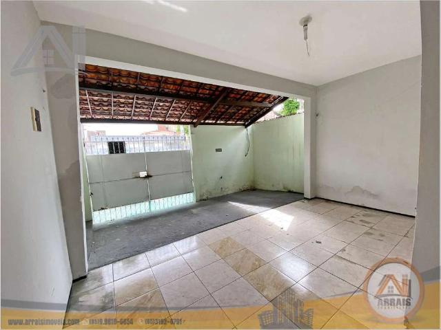 Casa / Sobrado para Venda em Fortaleza/CE Parquelândia 3 Quartos