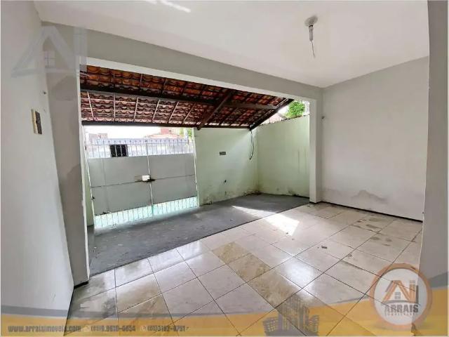 Casa / Sobrado para Venda em Fortaleza/CE Parquelândia 3 Quartos