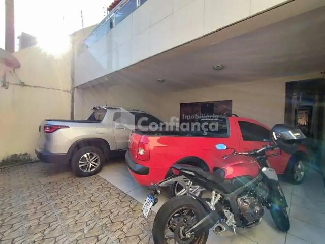 Casa / Sobrado para Venda em Fortaleza/CE Parquelândia 5 Quartos