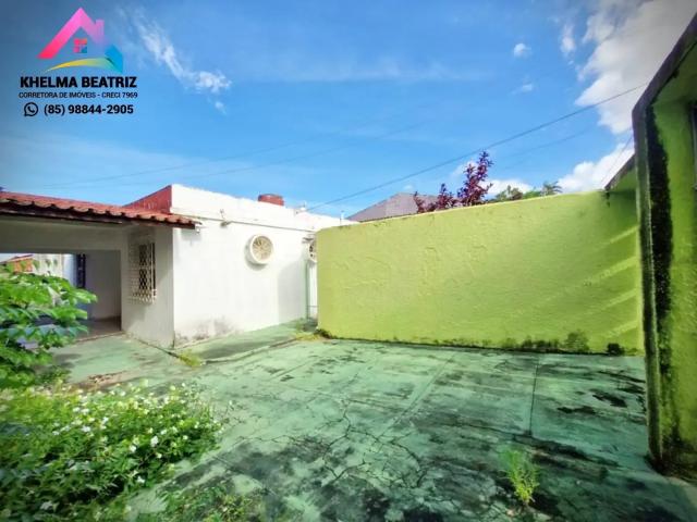 Casa / Sobrado para Venda em Fortaleza/CE Parreão 6 Quartos