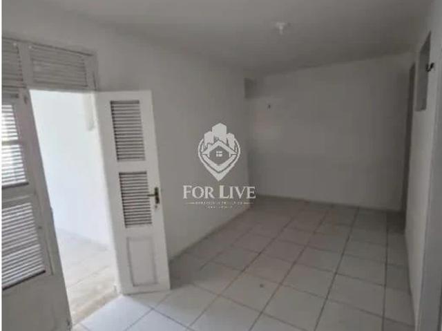 Casa / Sobrado para Venda em Fortaleza/CE Passaré 2 Quartos