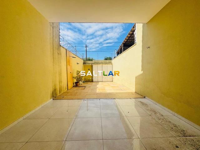Casa / Sobrado para Venda em Fortaleza/CE Passaré 3 Quartos