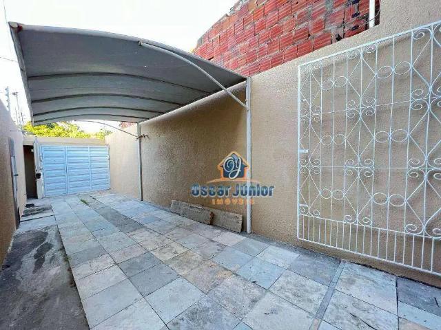 Casa / Sobrado para Venda em Fortaleza/CE Passaré 3 Quartos
